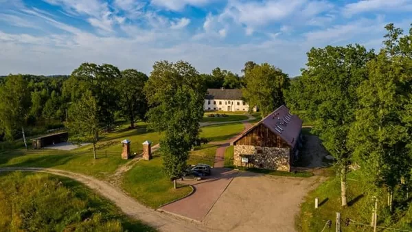 Jaundomes muižas teritorija. Bildes autors: Ivars Dzalba